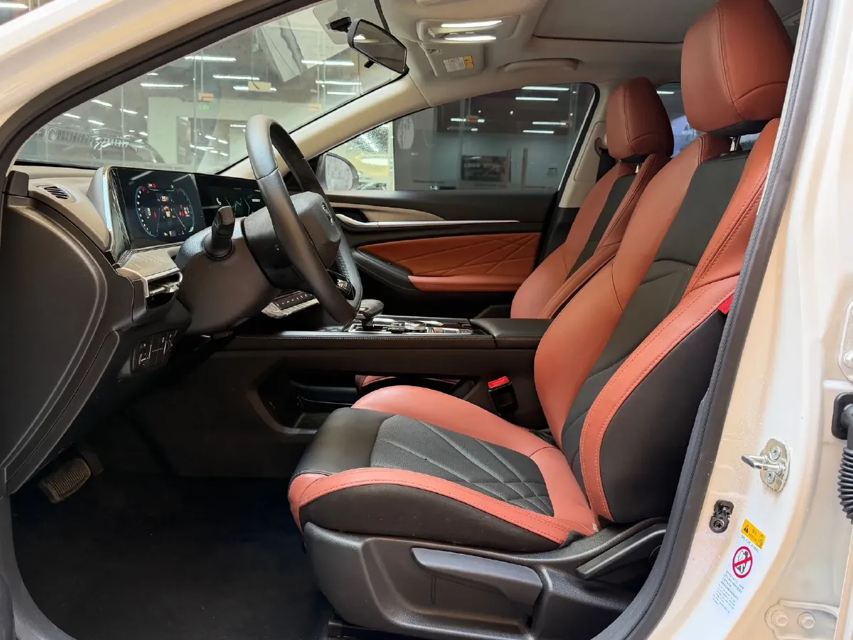 2023 ChangAn Eado 1.4T 160HP L4 7DCT,autocango,china used car exporter,china ev exporter,chinese used car exporter,chinese used ev exporter