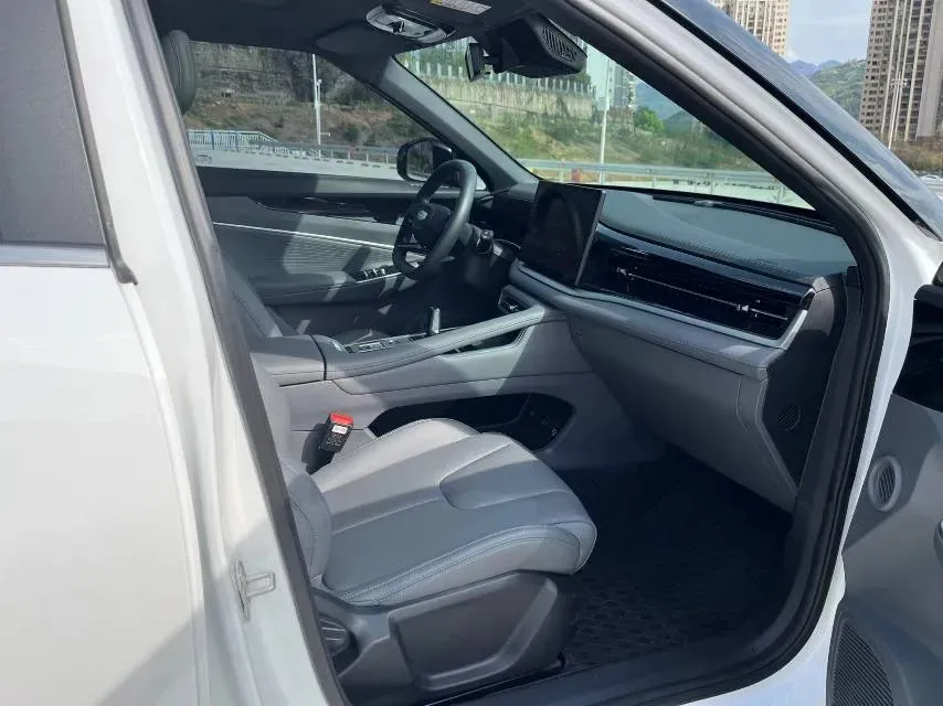 2026 Geely Azkarra 1.5T 181HP L4 7DCT,autocango,china used car exporter,china ev exporter,chinese used car exporter,chinese used ev exporter