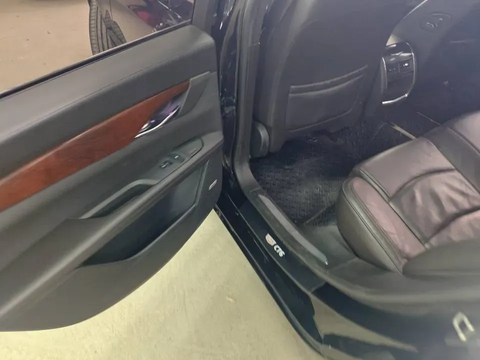 2021 Cadillac CT6 2.0T 237HP L4 10AT,autocango,china used car exporter,china ev exporter,chinese used car exporter,chinese used ev exporter