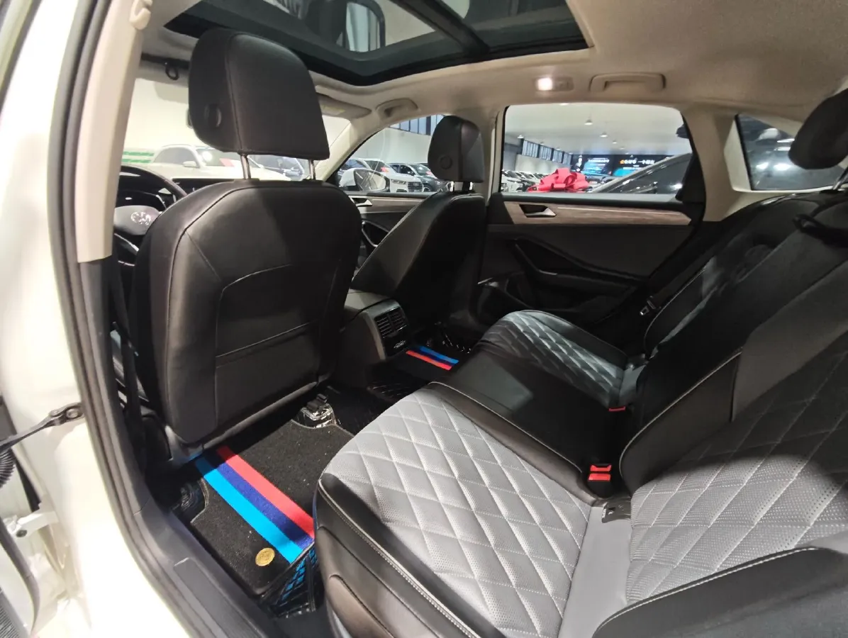 2023 Volkswagen Sagitar 1.5T 160HP L4 7DCT,autocango,china used car exporter,china ev exporter,chinese used car exporter,chinese used ev exporter