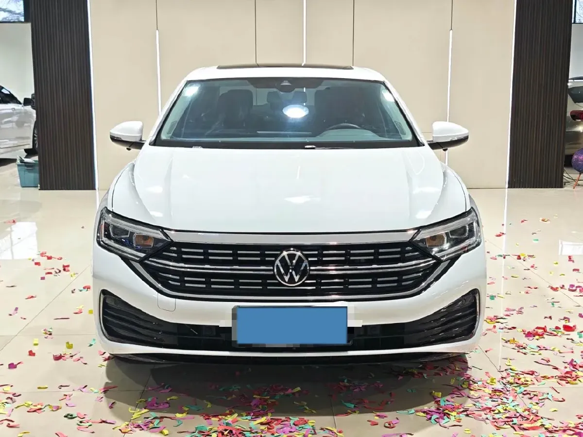2023 Volkswagen Sagitar 1.5T 160HP L4 7DCT,autocango,china used car exporter,china ev exporter,chinese used car exporter,chinese used ev exporter