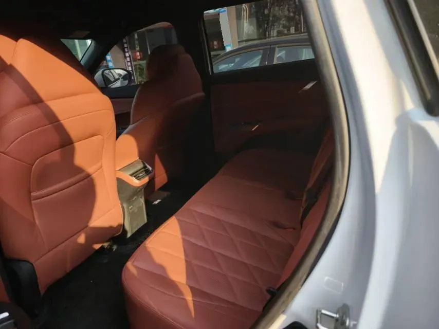 2025 ChangAn CS75 Plus 2.0T 233HP L4 8AT,autocango,china used car exporter,china ev exporter,chinese used car exporter,chinese used ev exporter