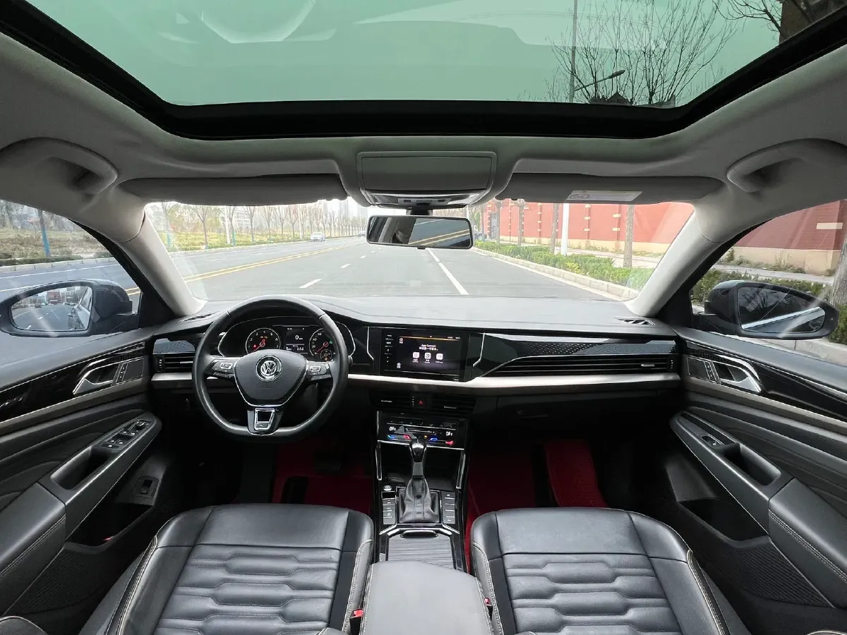 2020 Volkswagen Passat 2.0T 186HP L4 7DCT,autocango,china used car exporter,china ev exporter,chinese used car exporter,chinese used ev exporter