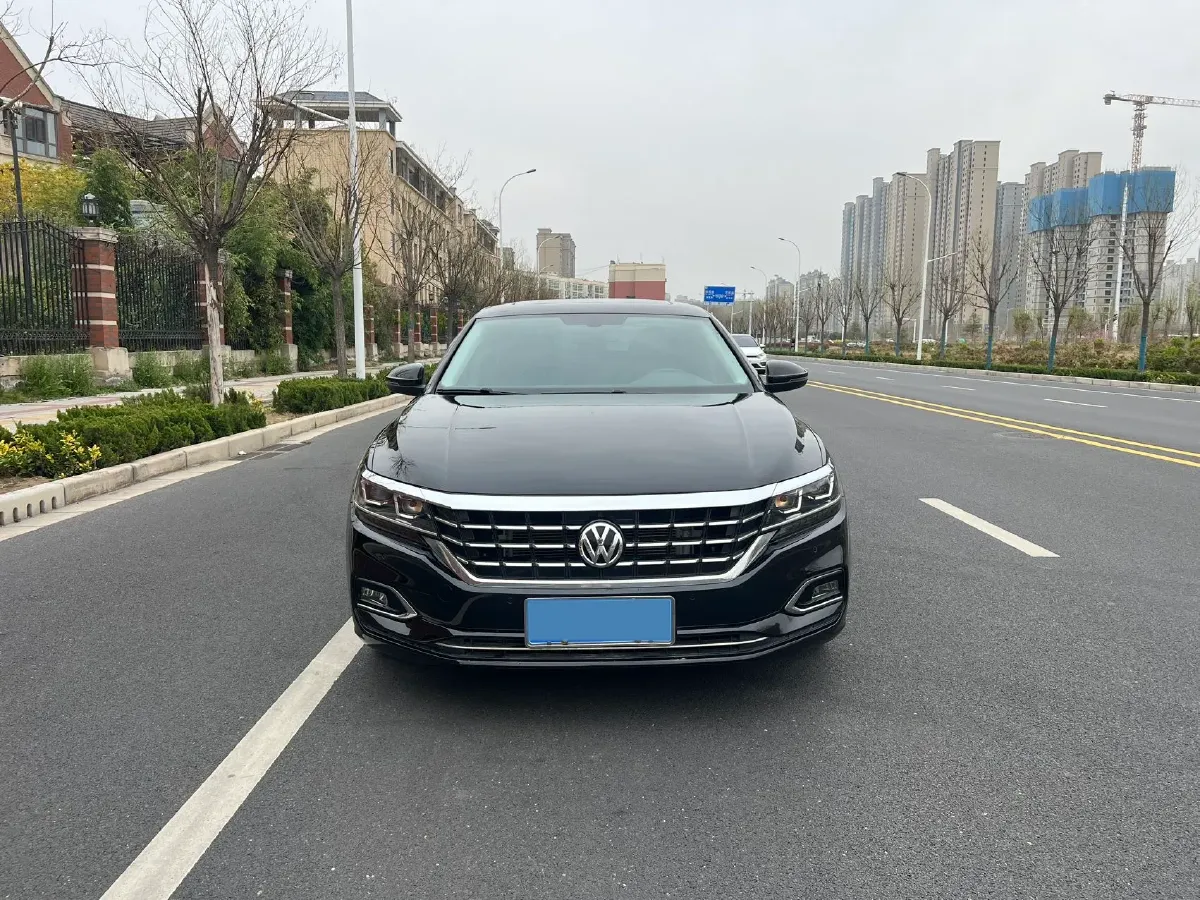 2020 Volkswagen Passat 2.0T 186HP L4 7DCT,autocango,china used car exporter,china ev exporter,chinese used car exporter,chinese used ev exporter