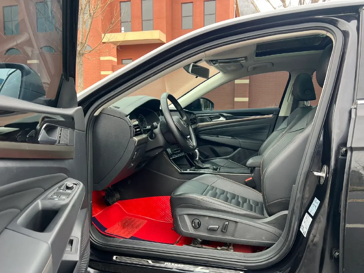 2020 Volkswagen Passat 2.0T 186HP L4 7DCT,autocango,china used car exporter,china ev exporter,chinese used car exporter,chinese used ev exporter