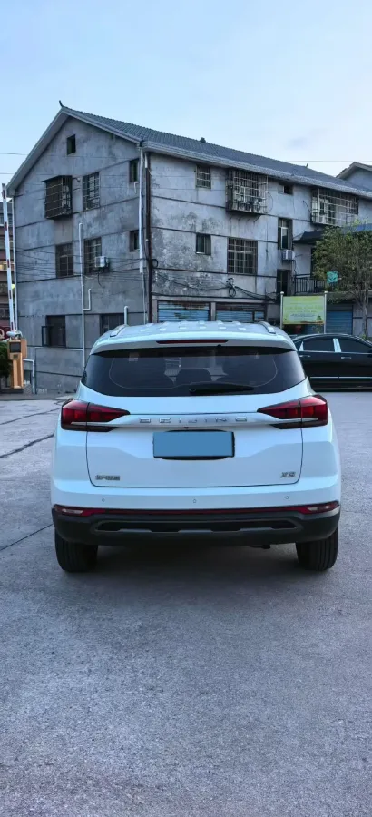 2019 BeiJing Auto X3 1.5T 150HP L4 CVT,autocango,china used car exporter,china ev exporter,chinese used car exporter,chinese used ev exporter