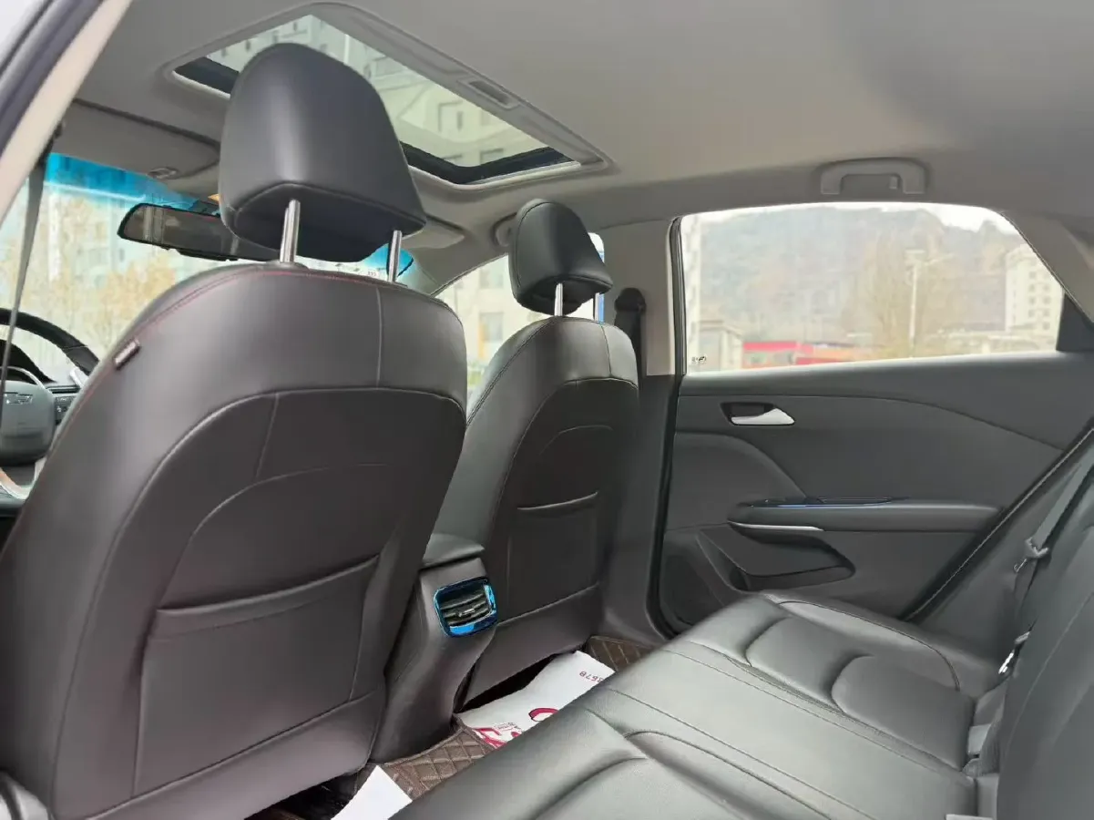 2019 Chevrolet Cavalier 1.0T 120HP L3 6DCT,autocango,china used car exporter,china ev exporter,chinese used car exporter,chinese used ev exporter