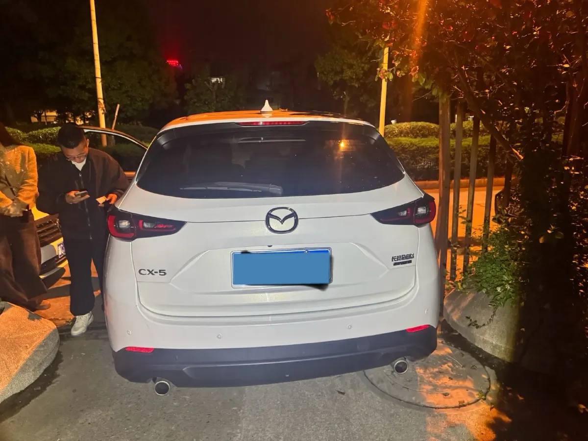 2022 Hyundai Tucson 2.0L 150HP L4 6AT Hybrid,autocango,china used car exporter,china ev exporter,chinese used car exporter,chinese used ev exporter