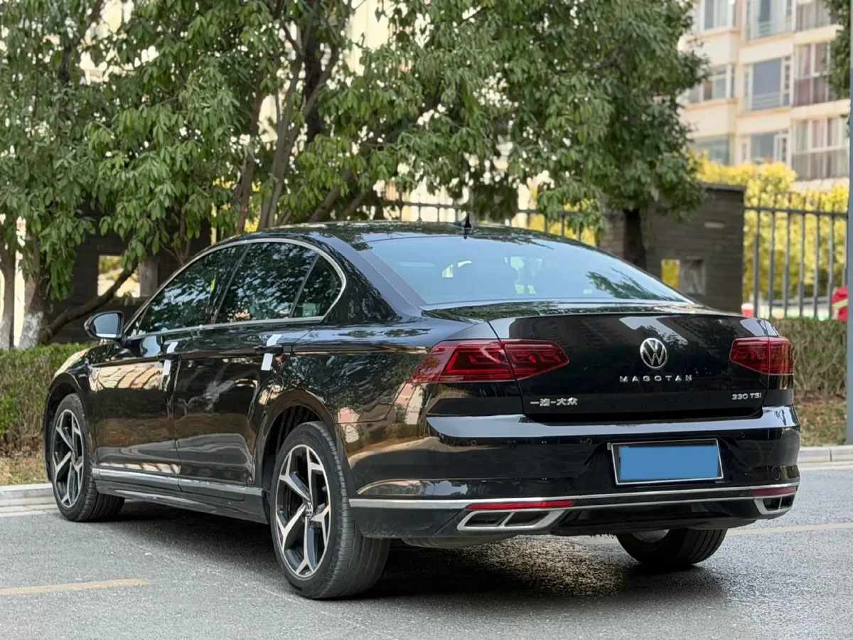 2023 Volkswagen Magotan 2.0T 186HP L4 7DCT,autocango,china used car exporter,china ev exporter,chinese used car exporter,chinese used ev exporter