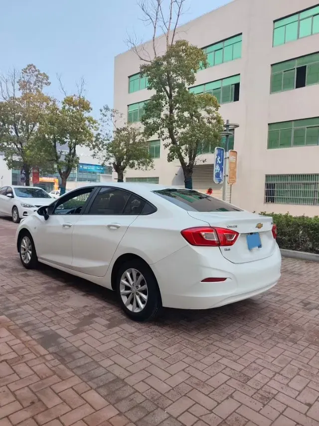 2018 Chevrolet Cruze 1.5L 114HP L4 6AT,autocango,china used car exporter,china ev exporter,chinese used car exporter,chinese used ev exporter