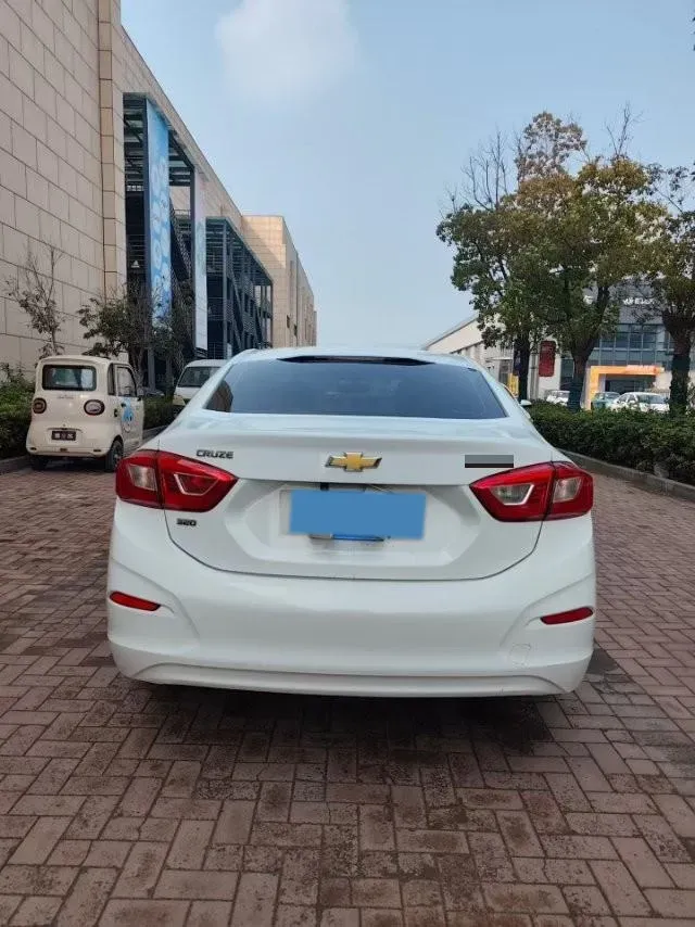2018 Chevrolet Cruze 1.5L 114HP L4 6AT,autocango,china used car exporter,china ev exporter,chinese used car exporter,chinese used ev exporter