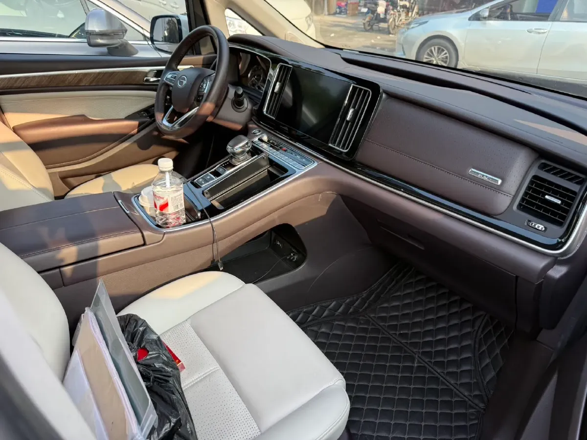 2021 GAC Trumpchi M8 2.0T 252HP L4 8AT,autocango,china used car exporter,china ev exporter,chinese used car exporter,chinese used ev exporter