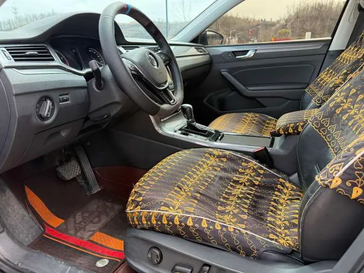 2017 Volkswagen Passat 1.8T 180HP L4 7DCT,autocango,china used car exporter,china ev exporter,chinese used car exporter,chinese used ev exporter