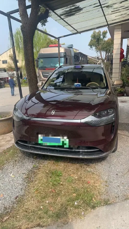 2025 AITO AITO M9 REEV 160HP REEV 52KWH,autocango,china used car exporter,china ev exporter,chinese used car exporter,chinese used ev exporter