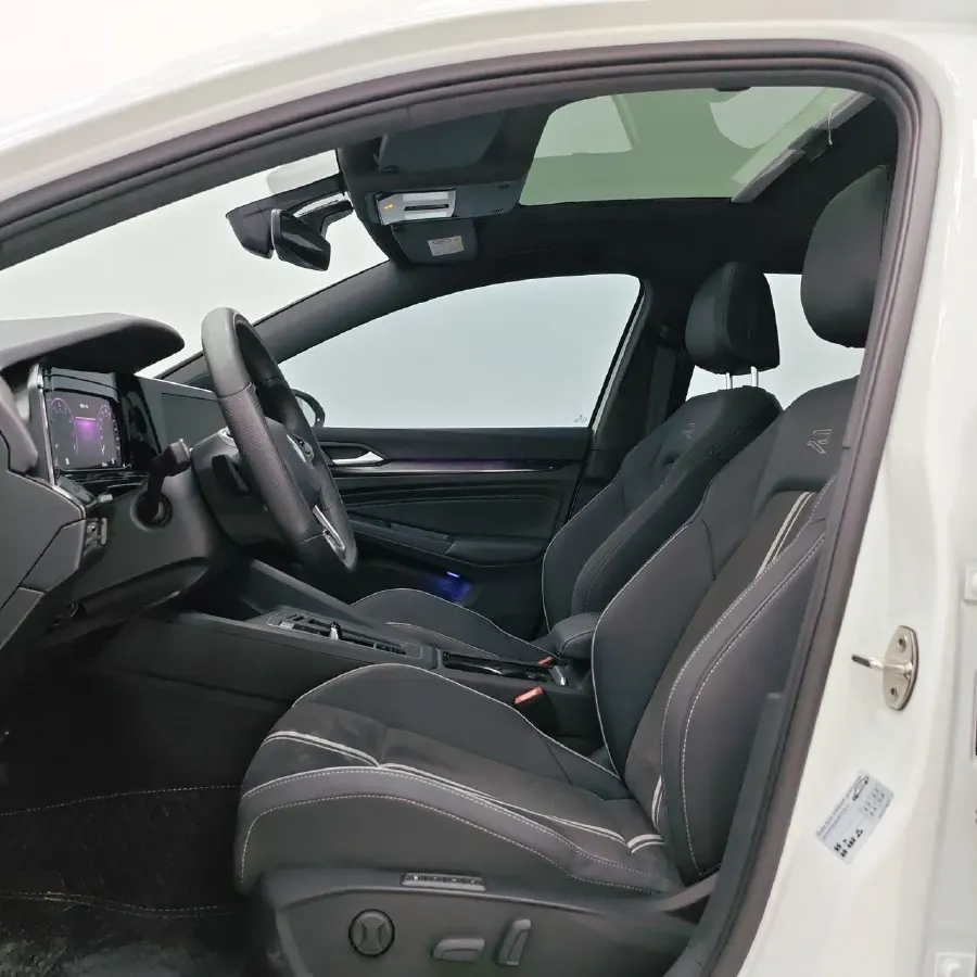 2023 Volkswagen Golf 1.4T 150HP L4 7DCT,autocango,china used car exporter,china ev exporter,chinese used car exporter,chinese used ev exporter