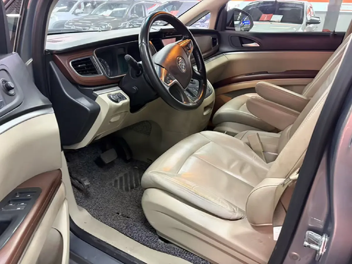 2018 Buick GL8 2.0T 260HP L4 6AT,autocango,china used car exporter,china ev exporter,chinese used car exporter,chinese used ev exporter