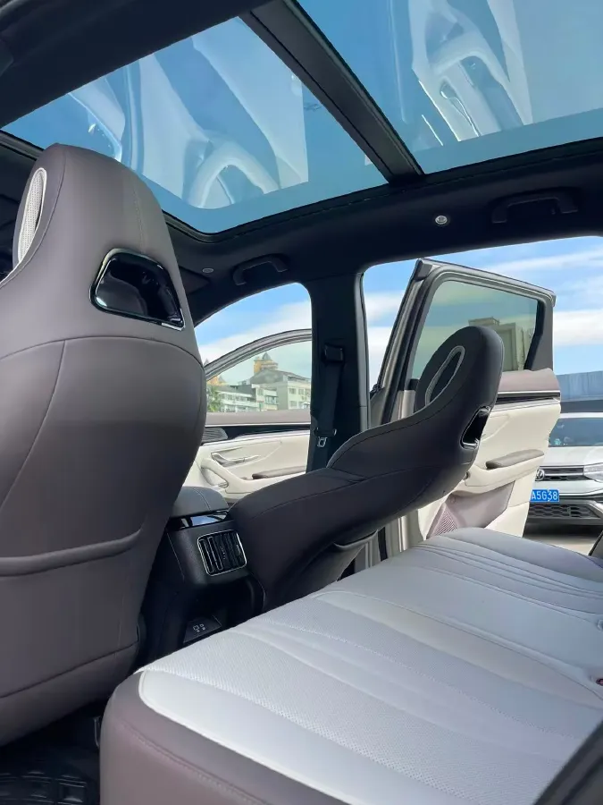 2025 BYD Song Plus 1.5L 101HP L4 E-CVT PHEV 26.6KWH,autocango,china used car exporter,china ev exporter,chinese used car exporter,chinese used ev exporter