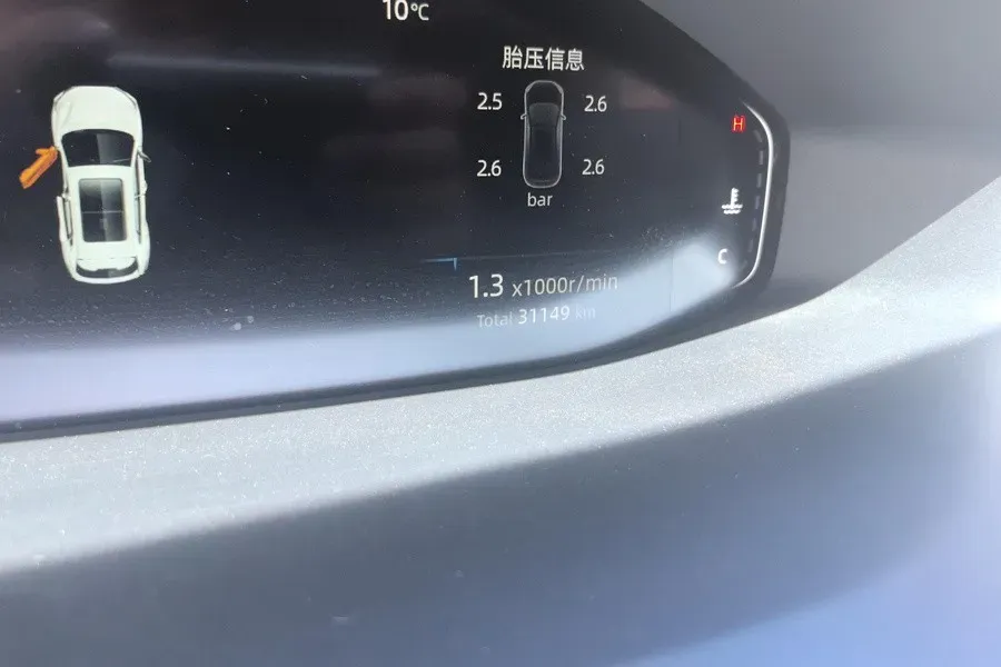 2022 ChangAn Oshan X7 Plus 1.5T 188HP L4 7DCT,autocango,china used car exporter,china ev exporter,chinese used car exporter,chinese used ev exporter