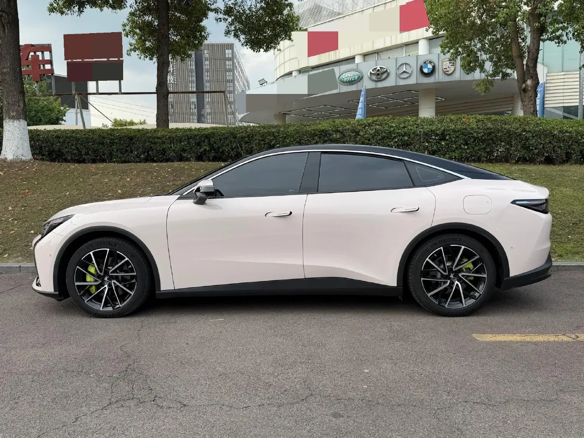 2025 ARCFOX αS5 BEV,autocango,china used car exporter,china ev exporter,chinese used car exporter,chinese used ev exporter