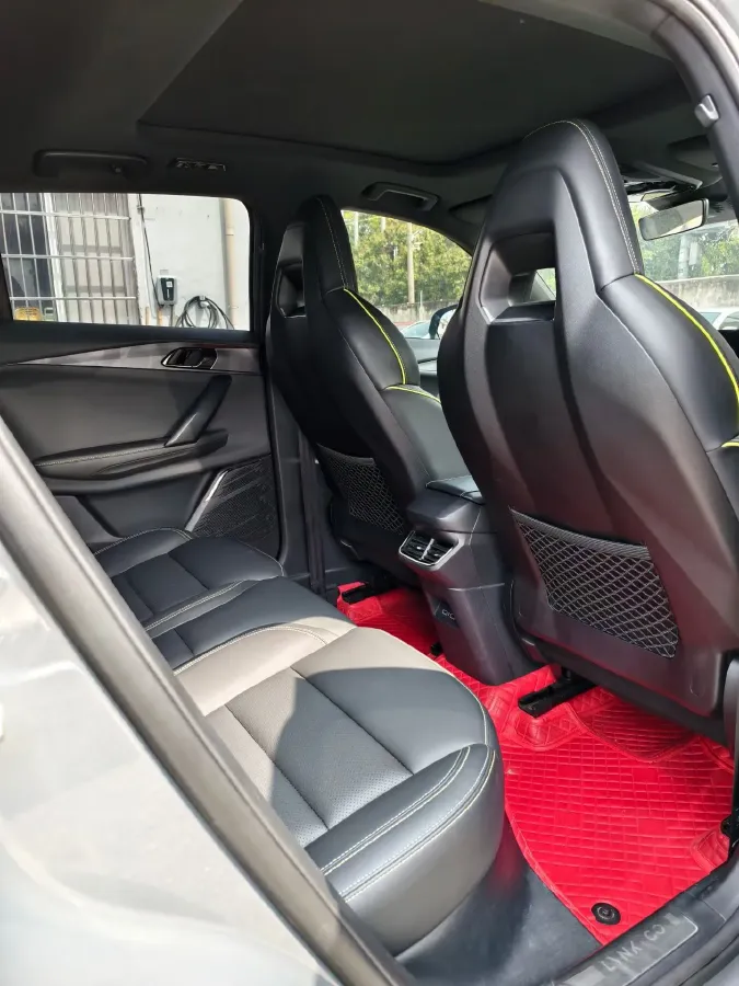 2023 LYNK&CO 03 1.5T 181HP L4 7DCT,autocango,china used car exporter,china ev exporter,chinese used car exporter,chinese used ev exporter