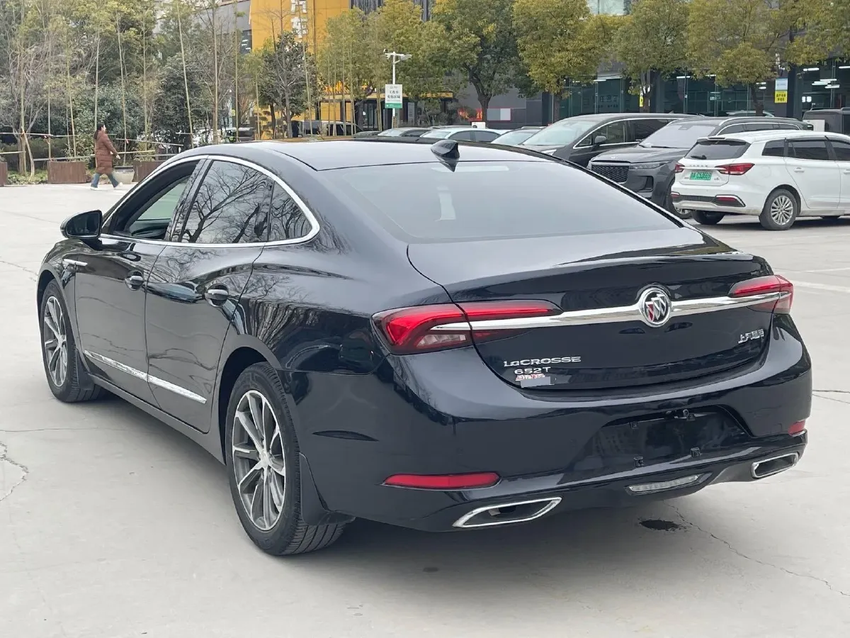 2022 Buick Larcosse 1.5T 169HP L4 9AT,autocango,china used car exporter,china ev exporter,chinese used car exporter,chinese used ev exporter