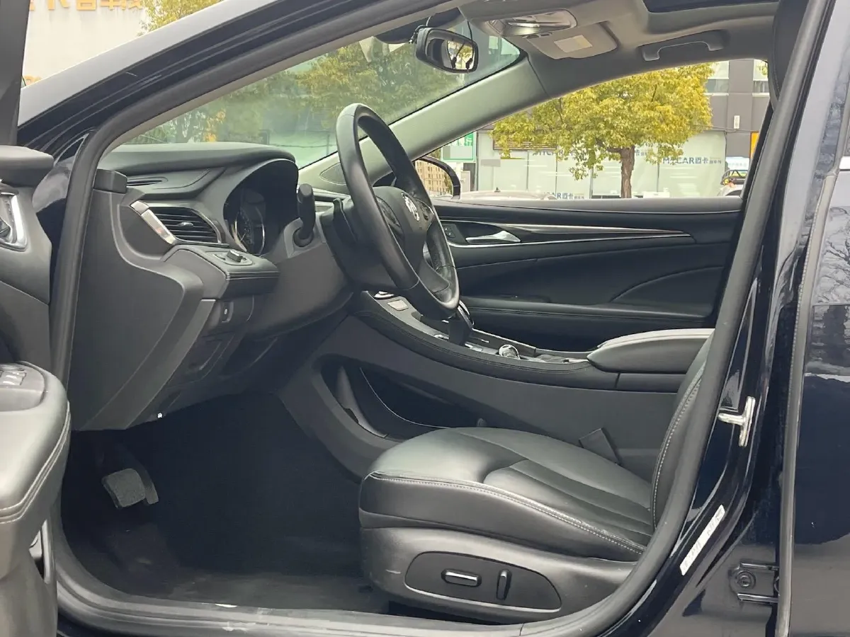 2022 Buick Larcosse 1.5T 169HP L4 9AT,autocango,china used car exporter,china ev exporter,chinese used car exporter,chinese used ev exporter