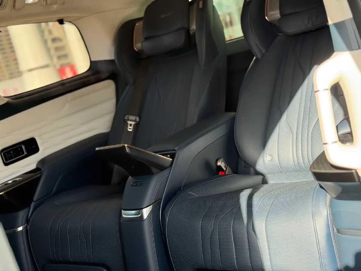 2023 Buick Century 2.0T 237HP L4 9AT,autocango,china used car exporter,china ev exporter,chinese used car exporter,chinese used ev exporter