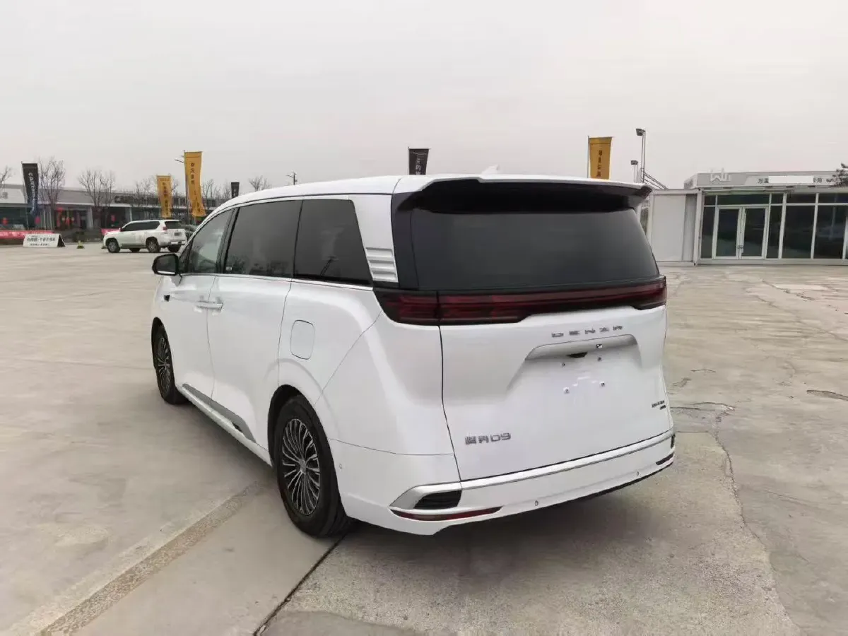 2025 Denza D9 1.5T 156HP L4 E-CVT PHEV 40KWH,autocango,china used car exporter,china ev exporter,chinese used car exporter,chinese used ev exporter