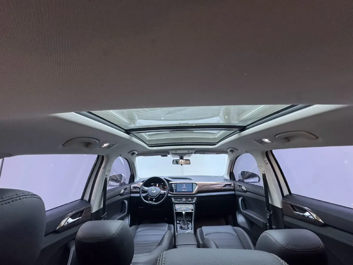 2022 Volkswagen Tharu 1.4T 150HP L4 7DCT,autocango,china used car exporter,china ev exporter,chinese used car exporter,chinese used ev exporter