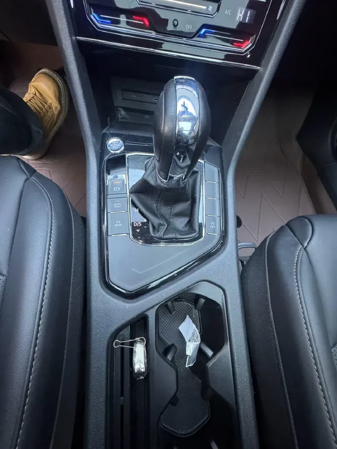 2022 Volkswagen Tharu 1.4T 150HP L4 7DCT,autocango,china used car exporter,china ev exporter,chinese used car exporter,chinese used ev exporter