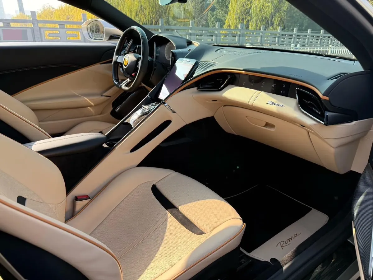 2020 Ferrari Roma 3.9T 620HP V8 8DCT,autocango,china used car exporter,china ev exporter,chinese used car exporter,chinese used ev exporter