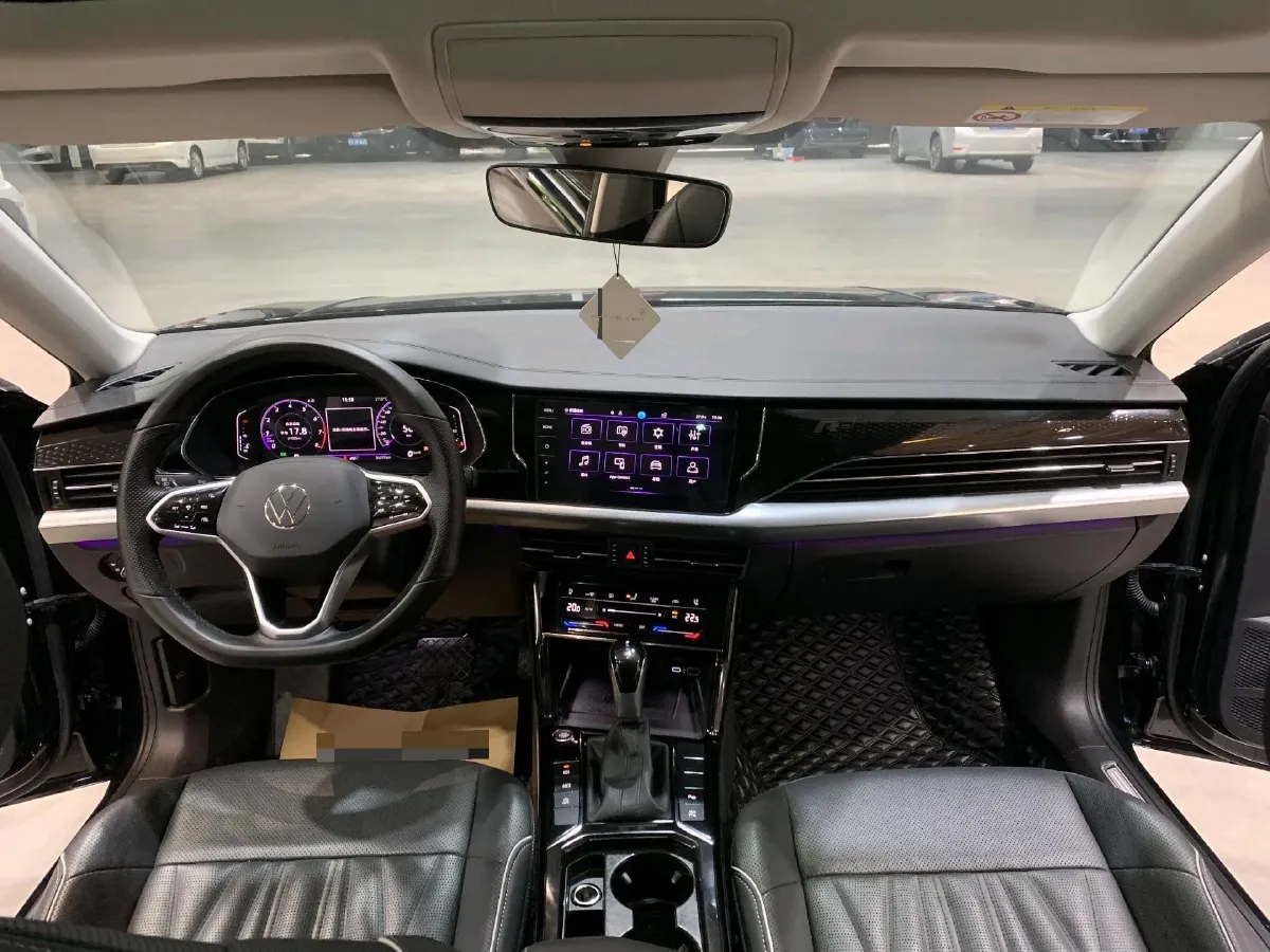 2023 Volkswagen Passat 2.0T 186HP L4 7DCT,autocango,china used car exporter,china ev exporter,chinese used car exporter,chinese used ev exporter