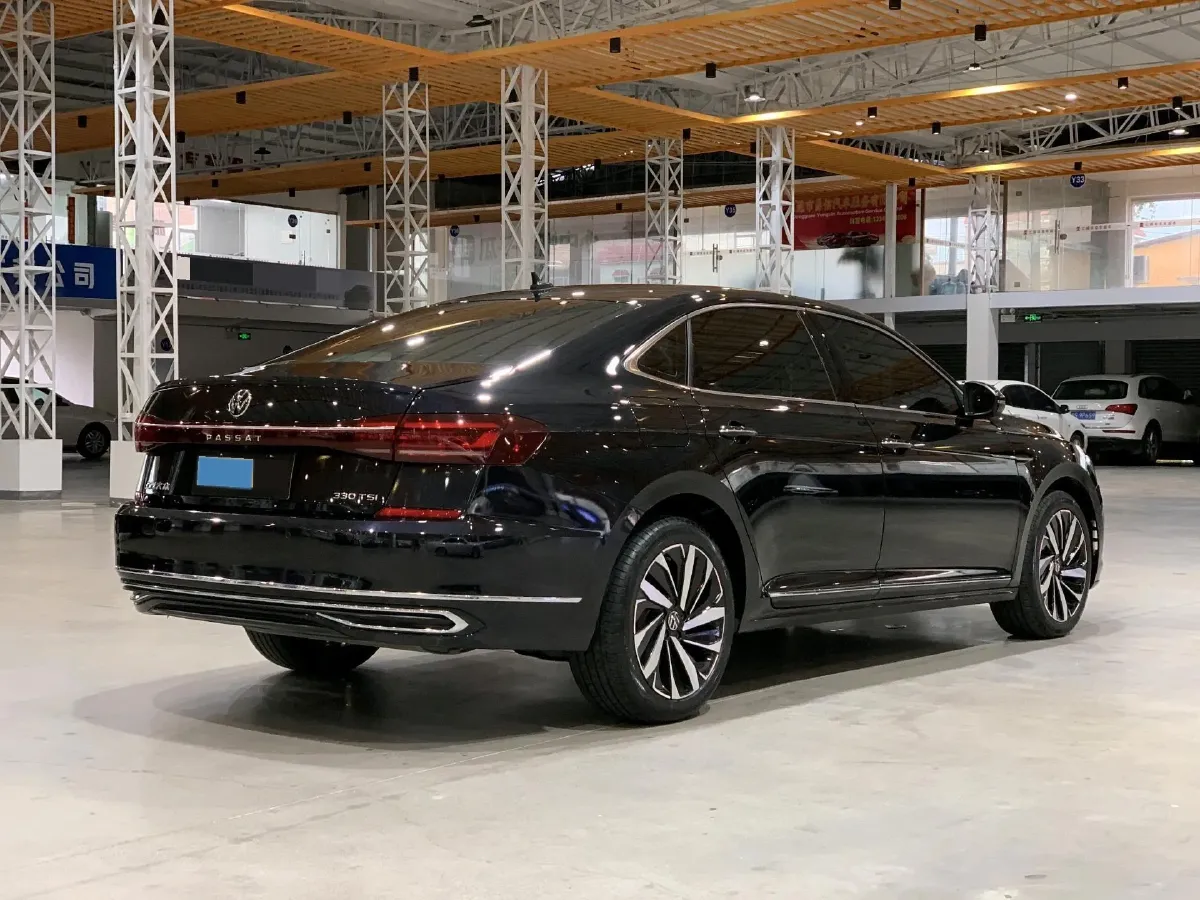 2023 Volkswagen Passat 2.0T 186HP L4 7DCT,autocango,china used car exporter,china ev exporter,chinese used car exporter,chinese used ev exporter