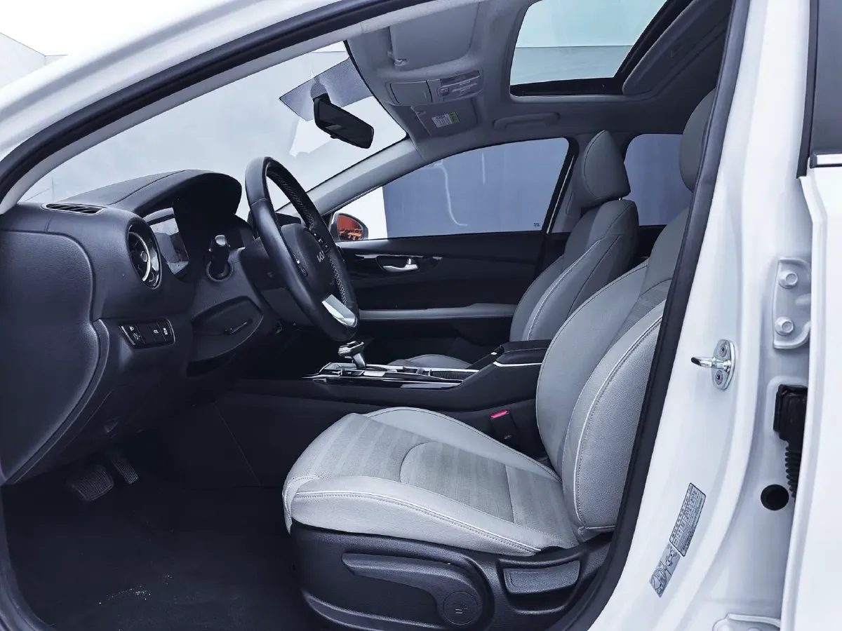 2023 Kia K3 1.5L 115HP L4 CVT,autocango,china used car exporter,china ev exporter,chinese used car exporter,chinese used ev exporter