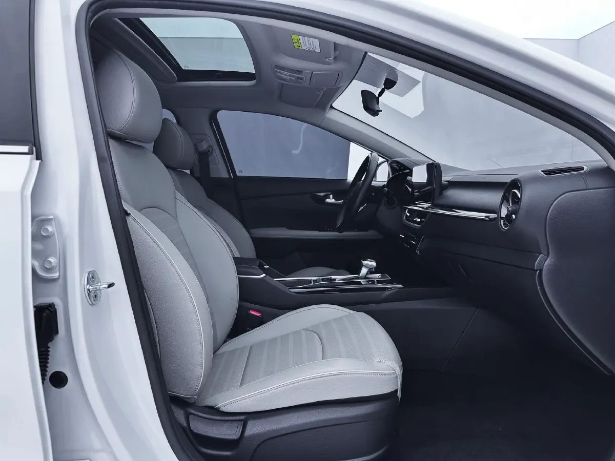 2023 Kia K3 1.5L 115HP L4 CVT,autocango,china used car exporter,china ev exporter,chinese used car exporter,chinese used ev exporter