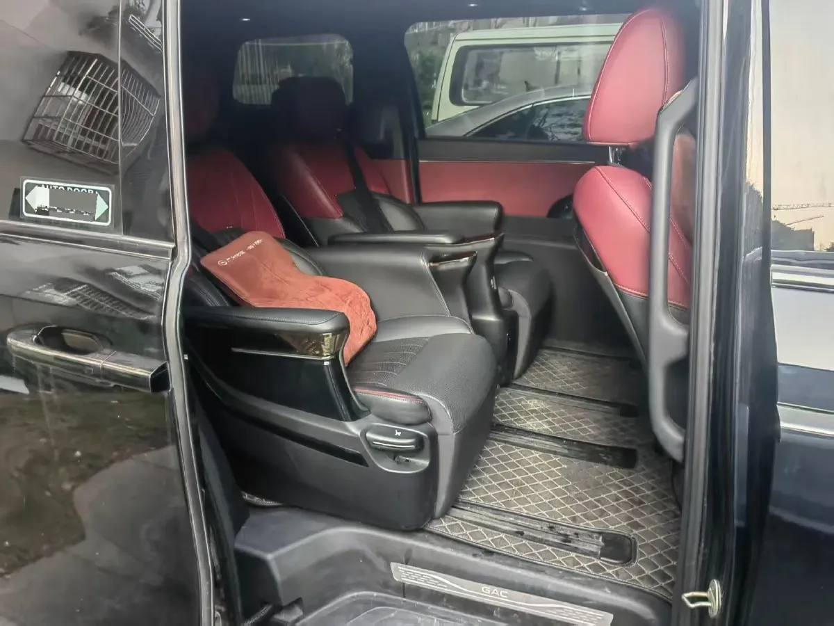 2023 GAC Trumpchi M8 2.0T 252HP L4 8AT,autocango,china used car exporter,china ev exporter,chinese used car exporter,chinese used ev exporter