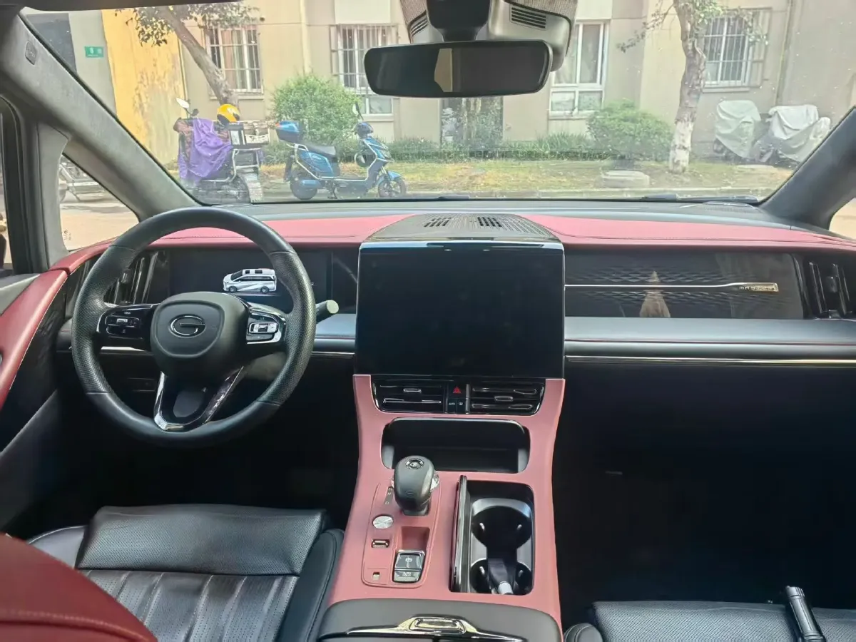 2023 GAC Trumpchi M8 2.0T 252HP L4 8AT,autocango,china used car exporter,china ev exporter,chinese used car exporter,chinese used ev exporter