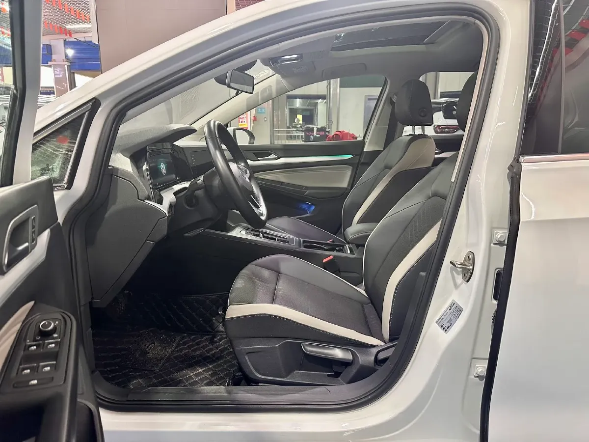 2021 Volkswagen Golf 1.4T 150HP L4 7DCT,autocango,china used car exporter,china ev exporter,chinese used car exporter,chinese used ev exporter