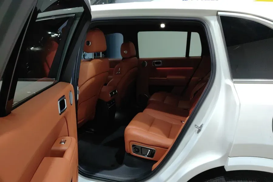 2023 Li L7 Range Extended 154HP REEV 40.9KWH,autocango,china used car exporter,china ev exporter,chinese used car exporter,chinese used ev exporter