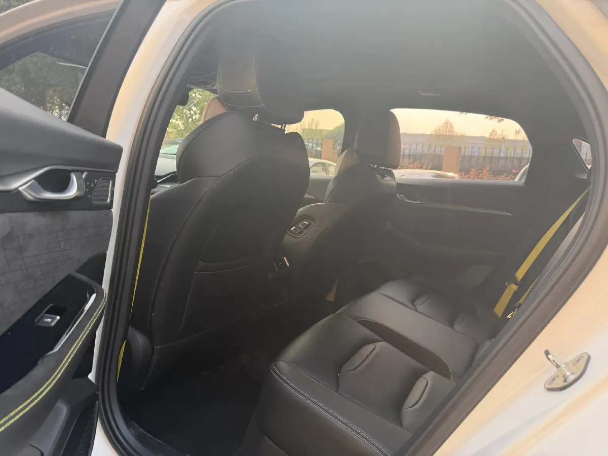 2023 Geely Preface 2.0T 190HP L4 7DCT,autocango,china used car exporter,china ev exporter,chinese used car exporter,chinese used ev exporter