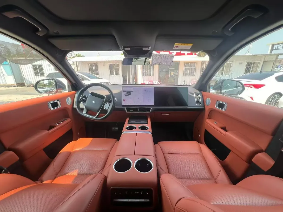 2023 Li L8 Range Extended 154HP REEV 40.9KWH,autocango,china used car exporter,china ev exporter,chinese used car exporter,chinese used ev exporter