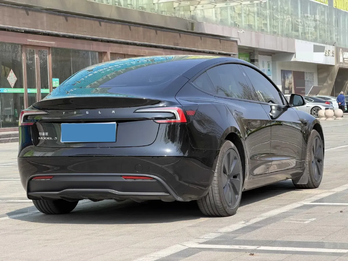 2025 Tesla Model 3 BEV 62.5KWH,autocango,china used car exporter,china ev exporter,chinese used car exporter,chinese used ev exporter