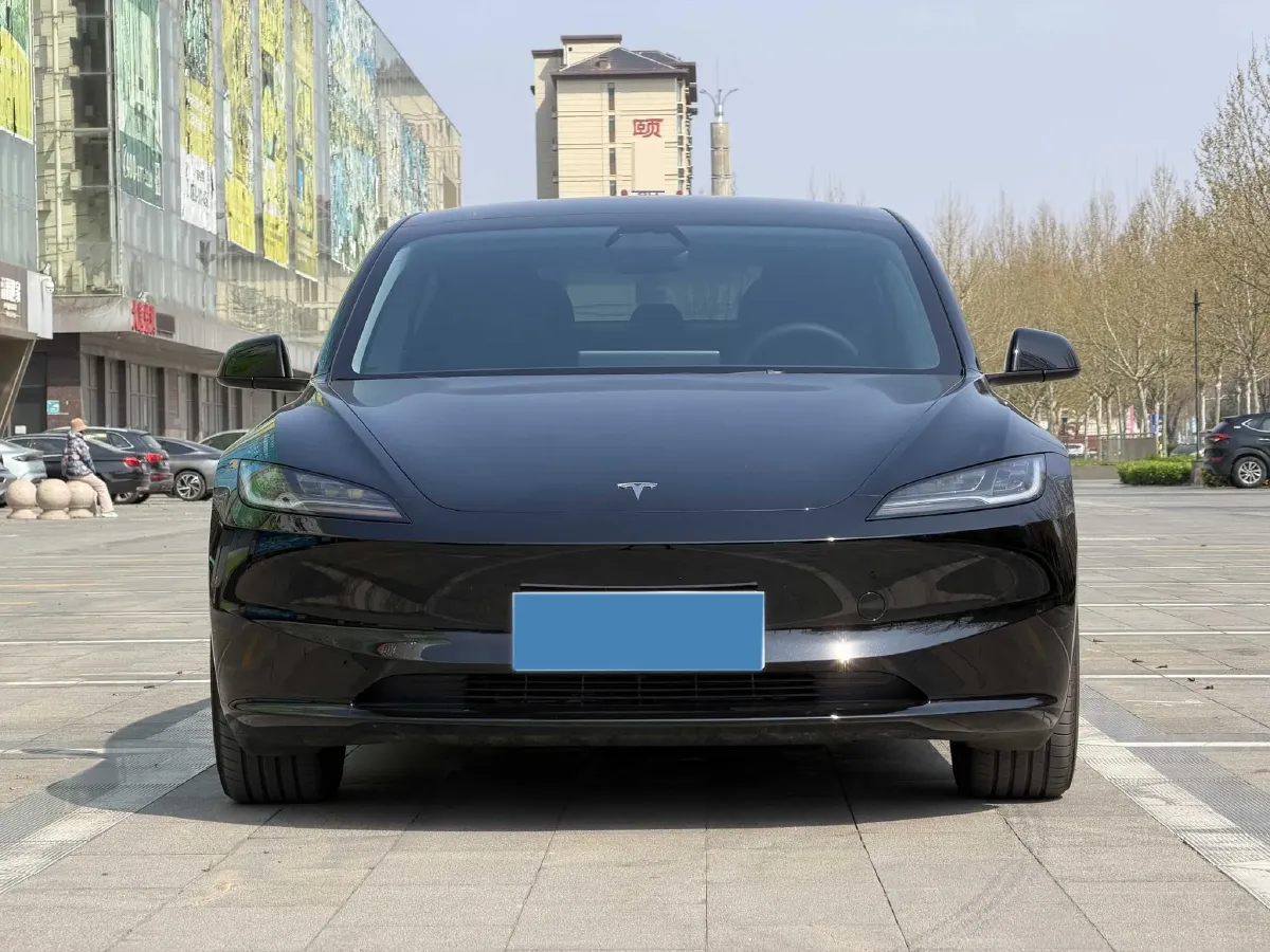 2025 Tesla Model 3 BEV 62.5KWH,autocango,china used car exporter,china ev exporter,chinese used car exporter,chinese used ev exporter