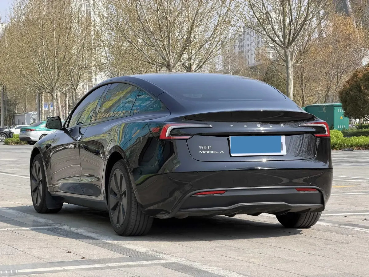 2025 Tesla Model 3 BEV 62.5KWH,autocango,china used car exporter,china ev exporter,chinese used car exporter,chinese used ev exporter