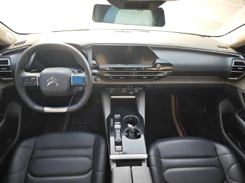 2023 Citroen C5 X 1.6T 175HP L4 8AT,autocango,china used car exporter,china ev exporter,chinese used car exporter,chinese used ev exporter