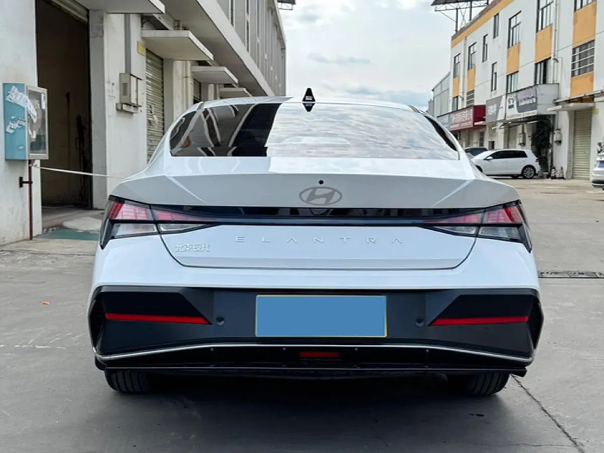 2023 Hyundai Elantra 1.5L 115HP L4 CVT,autocango,china used car exporter,china ev exporter,chinese used car exporter,chinese used ev exporter