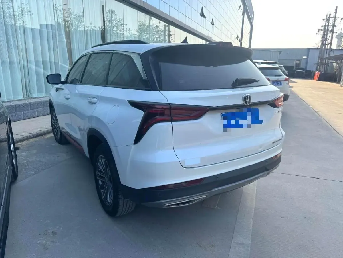 2022 ChangAn CS75 Plus 1.5T 178HP L4 6AT,autocango,china used car exporter,china ev exporter,chinese used car exporter,chinese used ev exporter