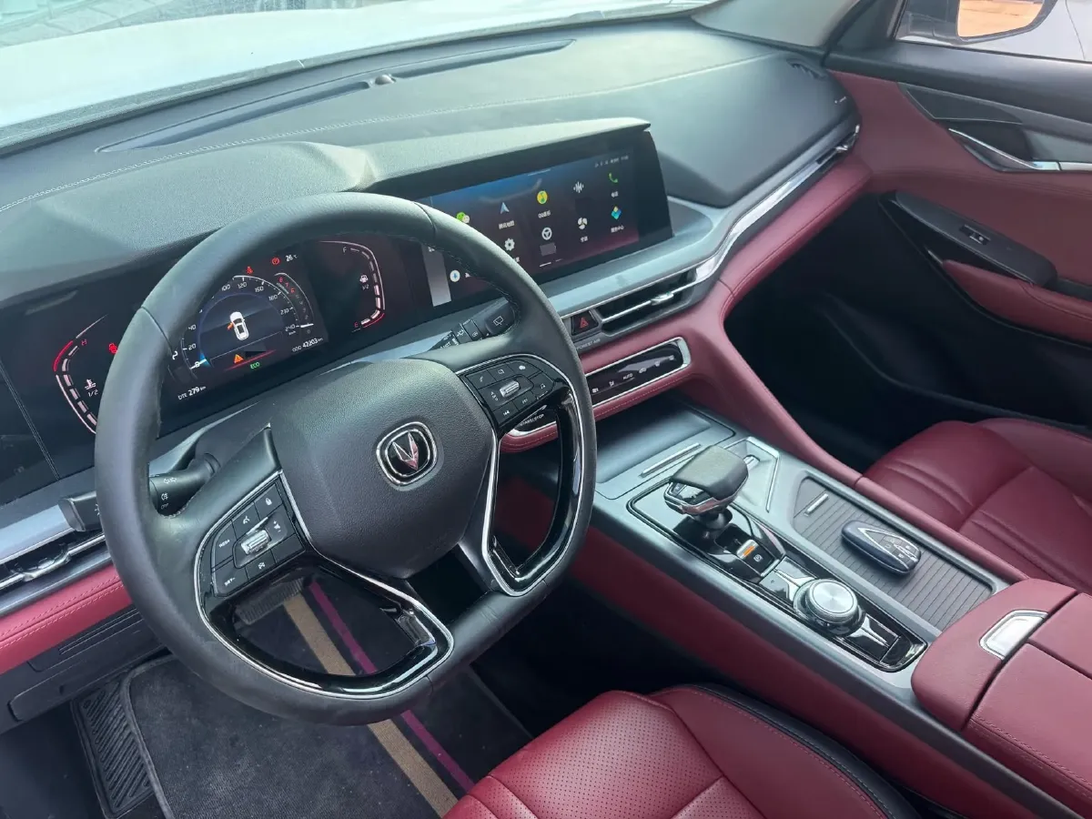 2022 ChangAn CS75 Plus 1.5T 178HP L4 6AT,autocango,china used car exporter,china ev exporter,chinese used car exporter,chinese used ev exporter