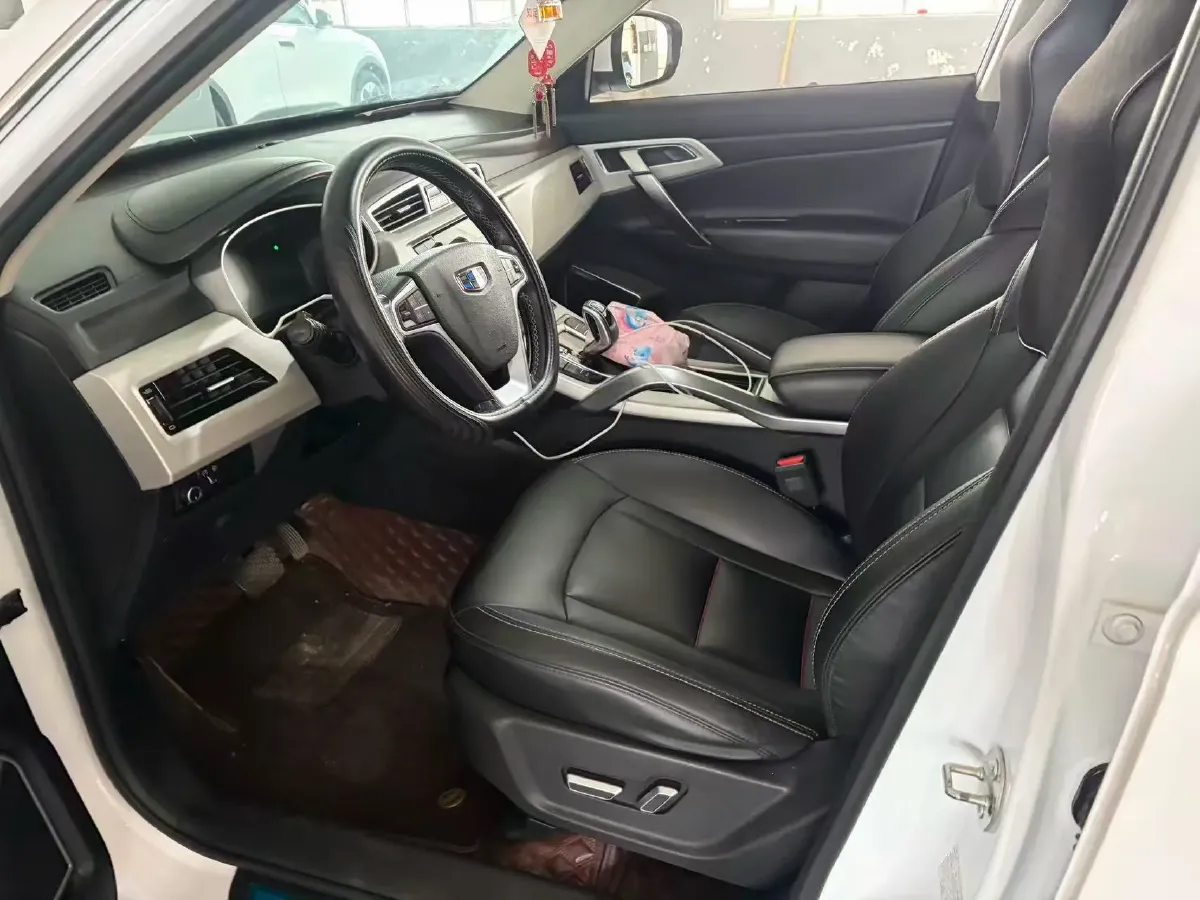 2020 Roewe i6 1.5T 169HP L4 7DCT,autocango,china used car exporter,china ev exporter,chinese used car exporter,chinese used ev exporter