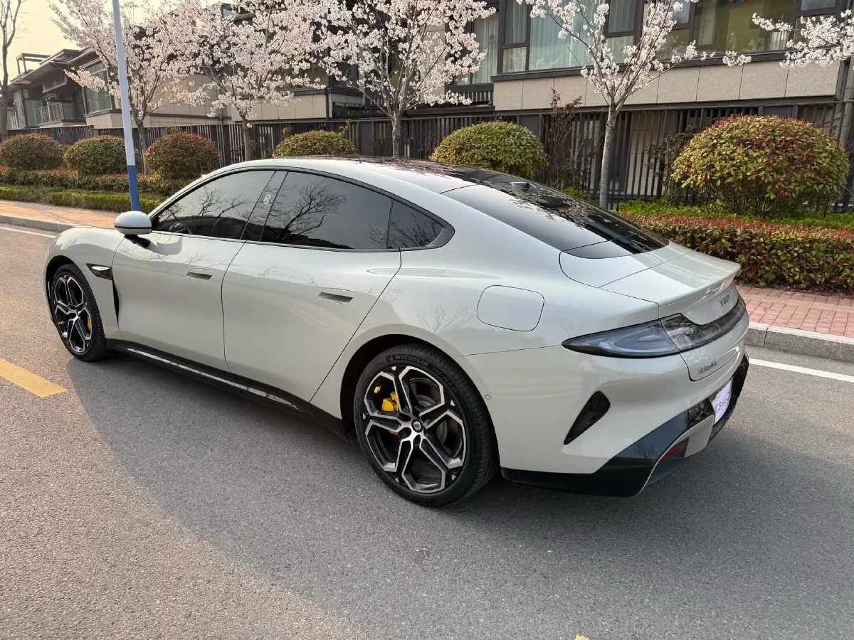 2024 MI SU7 BEV 73.6KWH,autocango,china used car exporter,china ev exporter,chinese used car exporter,chinese used ev exporter